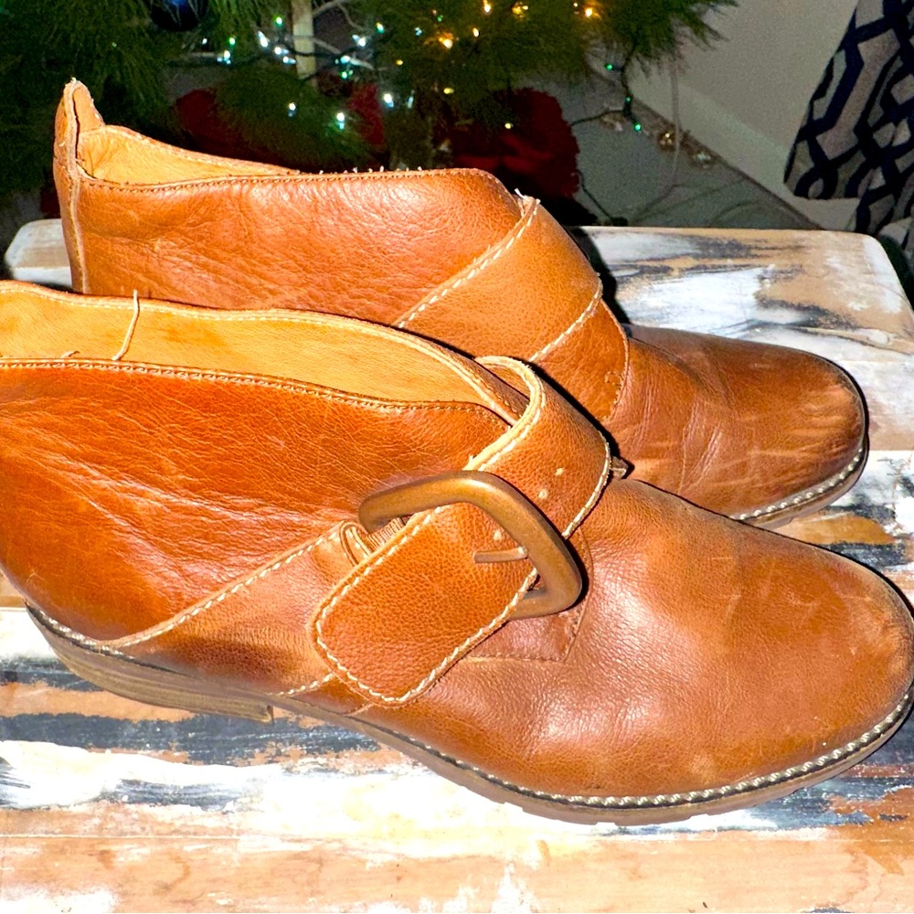 SOFT comfort boots size 9